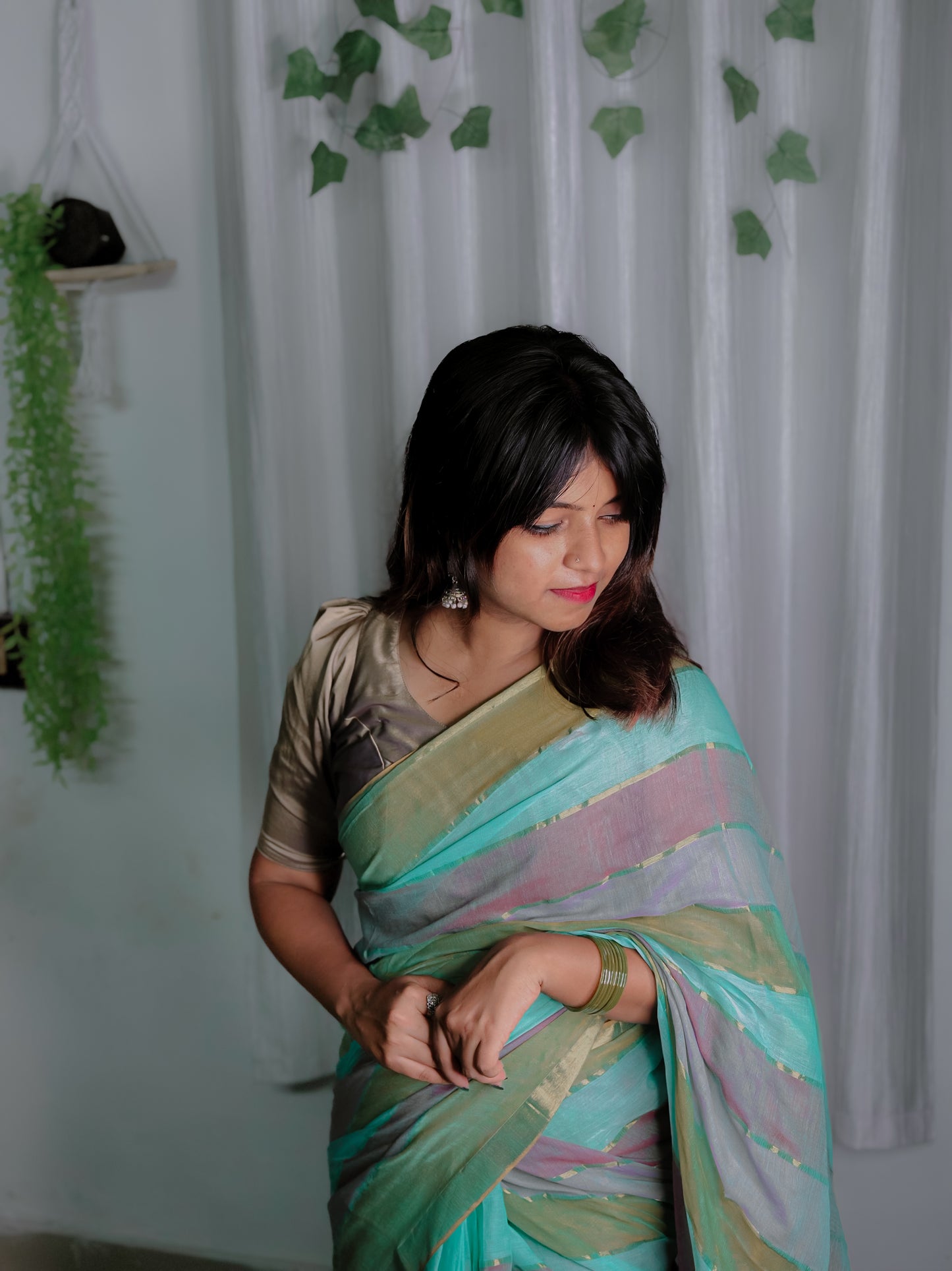 Multicolour Mul Cotton Saree – Soft Lightweight Daily Wear Saree for Women