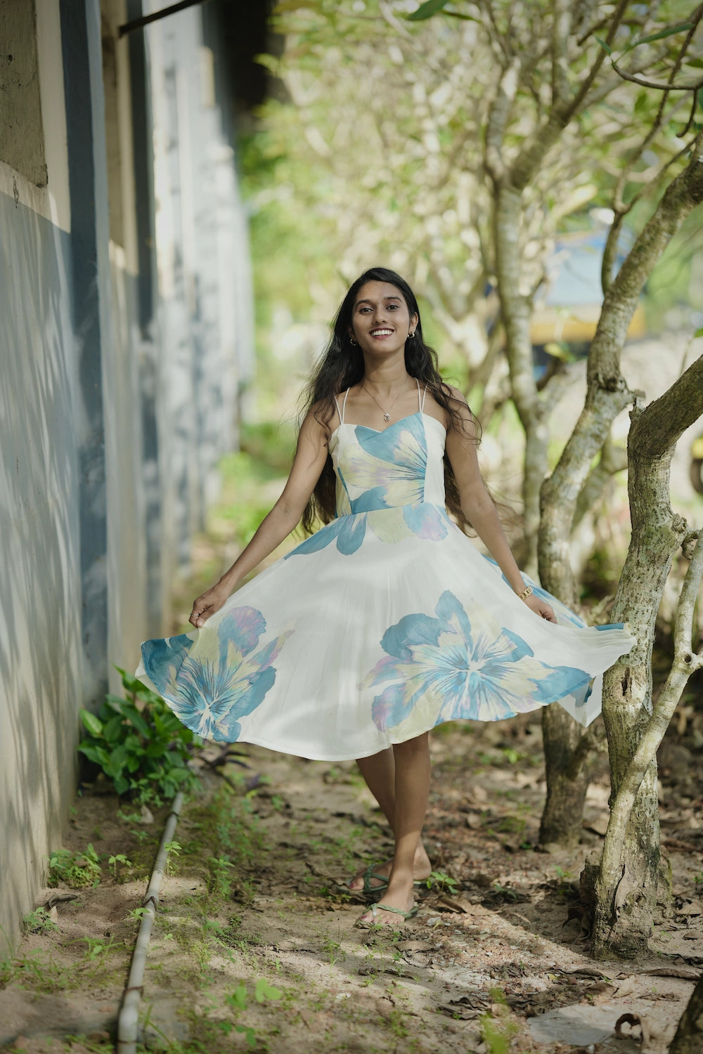 Floral Knee Length Dress – Elegant Casual Wear