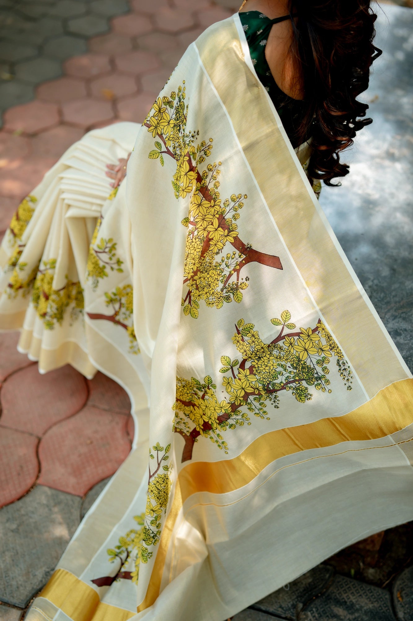 Kanikkonna Printed Tissue Saree